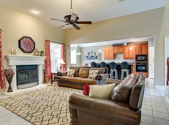 3rd image of 3505 San Paula Dr
