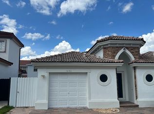 16361 SW 50th Ter, Miami, FL 33185