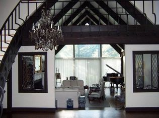 61 Cliff Rd #SF, Weston, MA 02493