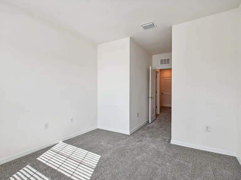 5679 English Oak Ln — Photo 47