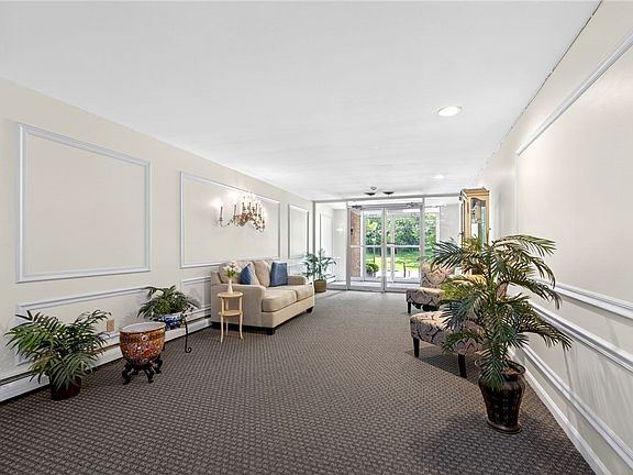 4th image of 3265 Southdale Dr APT 9