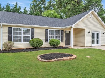 320 William Freeman Way, Duncan, SC, 29334