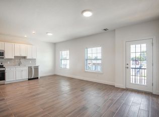 1163 Montauk Hwy #C1, Copiague, NY 11726