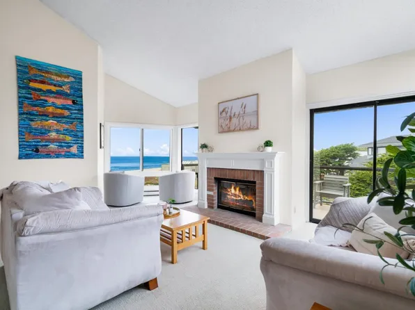 14 Pelican Point, Watsonville, CA 95076