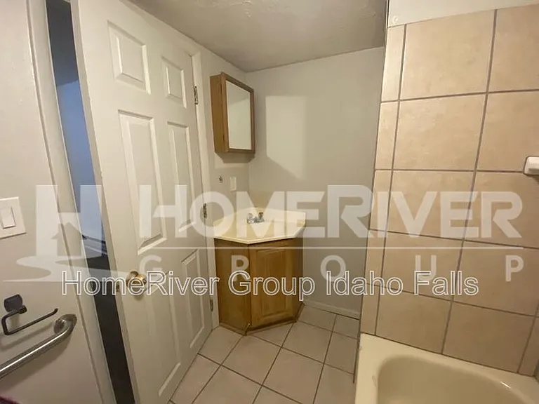 1350 Lake Ave — Photo 6