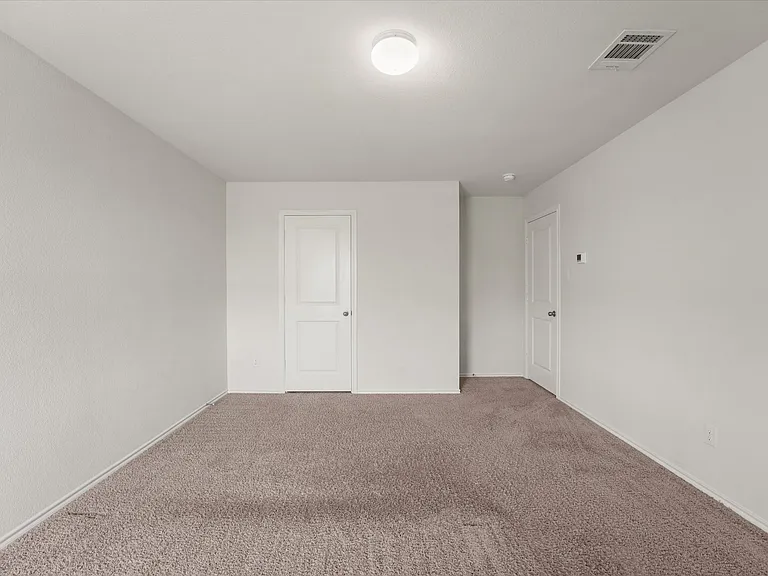 516 Clearlake Dr — Photo 25