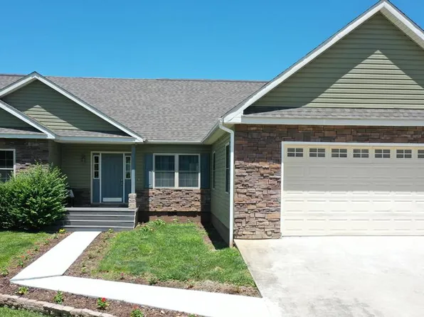 542 Pioneer Dr, Lebanon, VA 24266