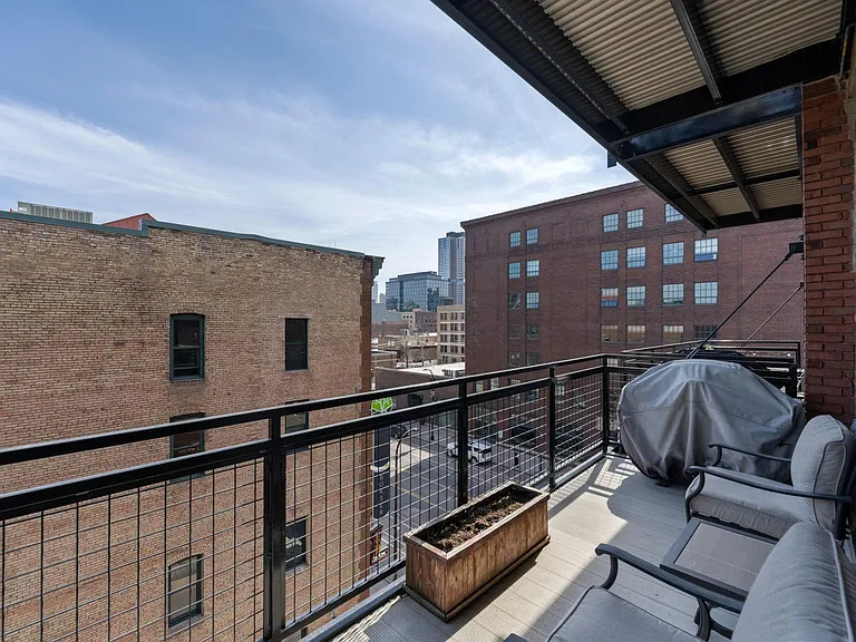 618 Washington Ave N #502 — Photo 7