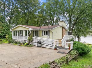 7400 Hallridge Dr NE, Belding, MI 48809