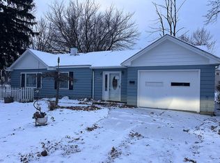 4882 Belle Meadow Rd, Mentor, OH 44060