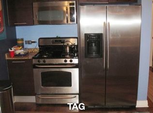 801 W Bradley Pl APT 2, Chicago, IL 60613