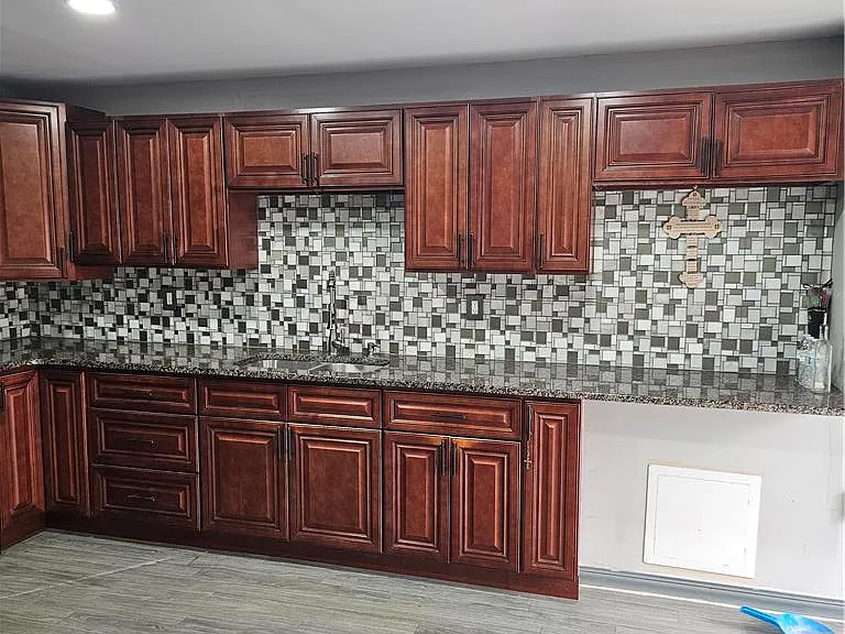 661 W Brookdale St — Photo 3