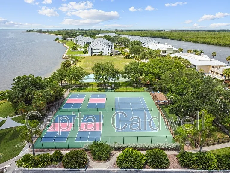 3027 Bermuda Sloop Cir — Photo 32
