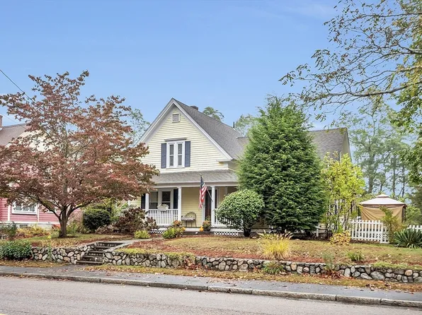 24 S Worcester St, Norton, MA 02766