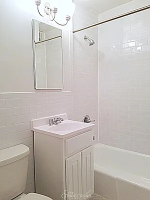 Rented by City Connections Realty | media 29