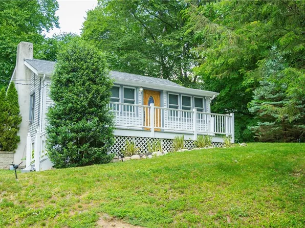 11 Montgomery Crossway, Cortlandt Manor, NY 10567