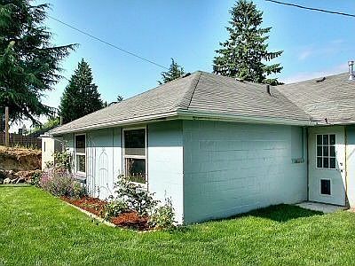 spacious back yard