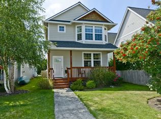 815 22nd St, Anacortes, WA 98221