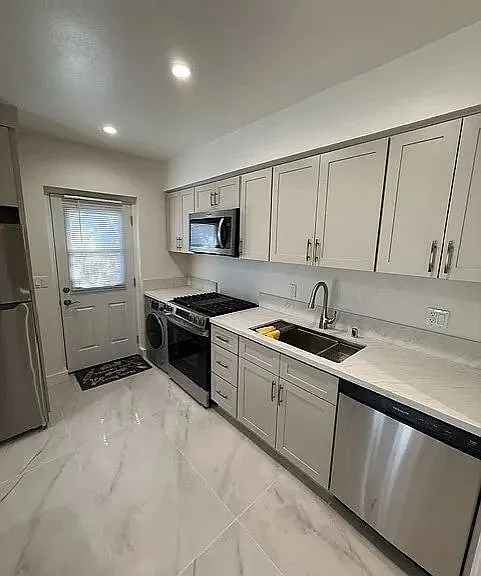 29082 Madrid Pl — Photo 9