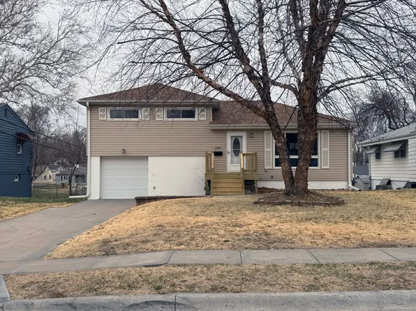 6642 Lafayette Ave, Omaha, NE 68132