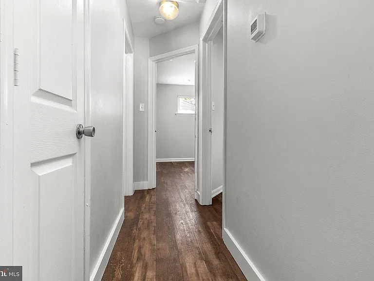 309 California Trl — Photo 21