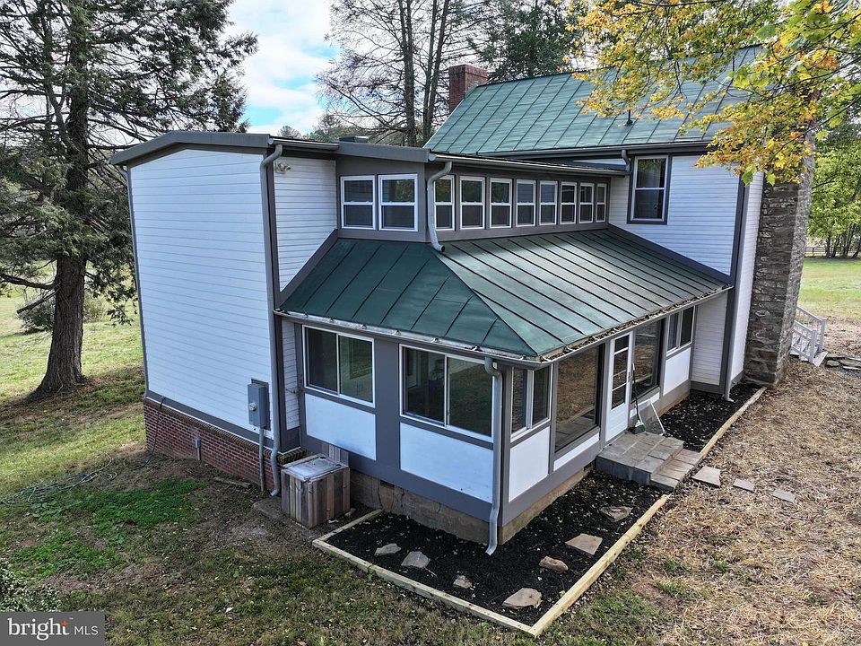 1st image of 15371 Sheads Mountain Rd