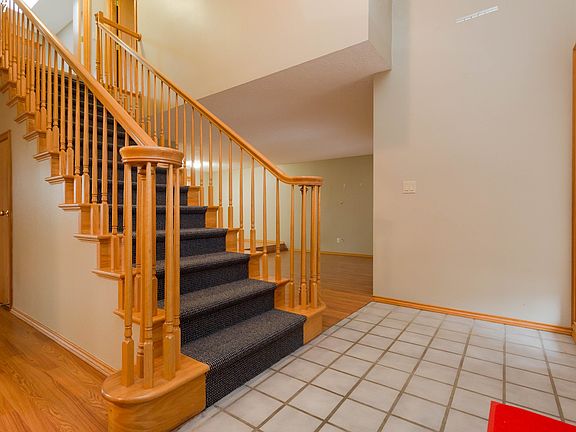 4th image of 16208 NE 32nd St