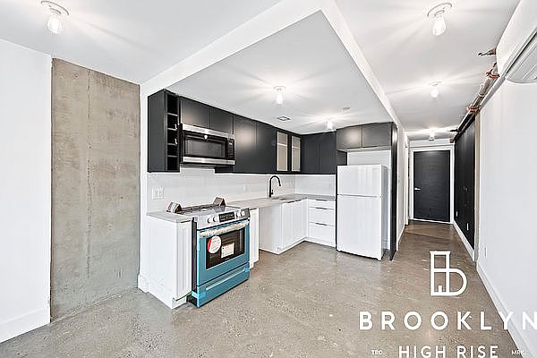 1st image of 21 29th St #417