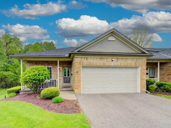 545 Laurelwood Dr #13, Waterloo, ON N2V 2R4