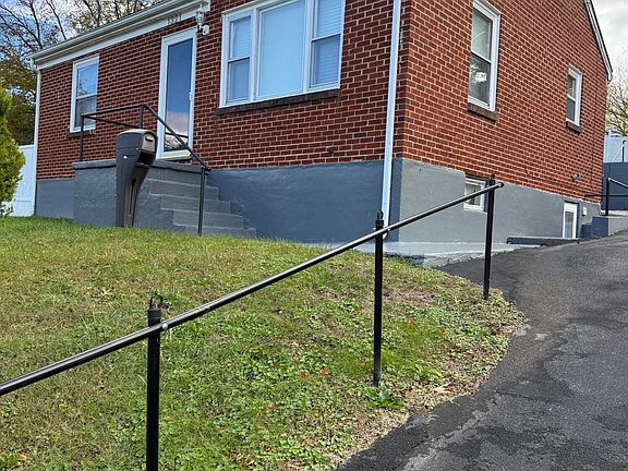 2nd image of 1321 Aspen St NW
