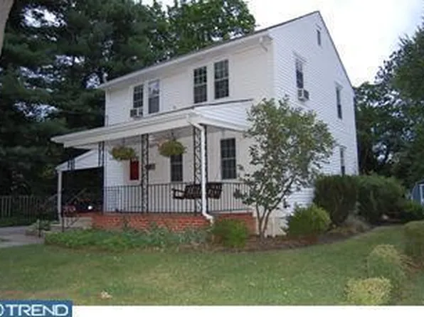 609 Academy St, Newark, DE 19711