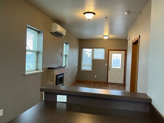 3rd image of 1335 Dakota St APT F
