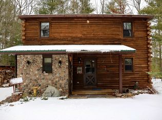 14946 N Sunrise Ct, Mountain, WI 54149