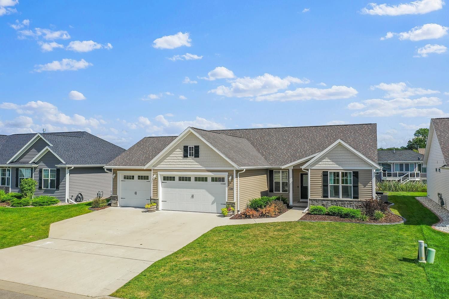 7751 Sunstone Ct, De Pere, WI 54115 | Zillow