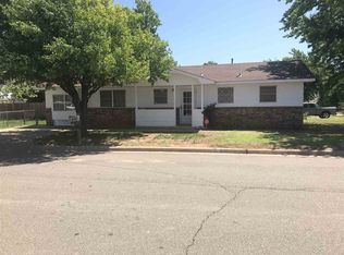 620 27th St, Woodward, OK 73801