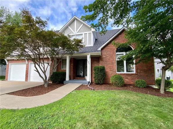 505 N Leonard Rd, Saint Joseph, MO 64506