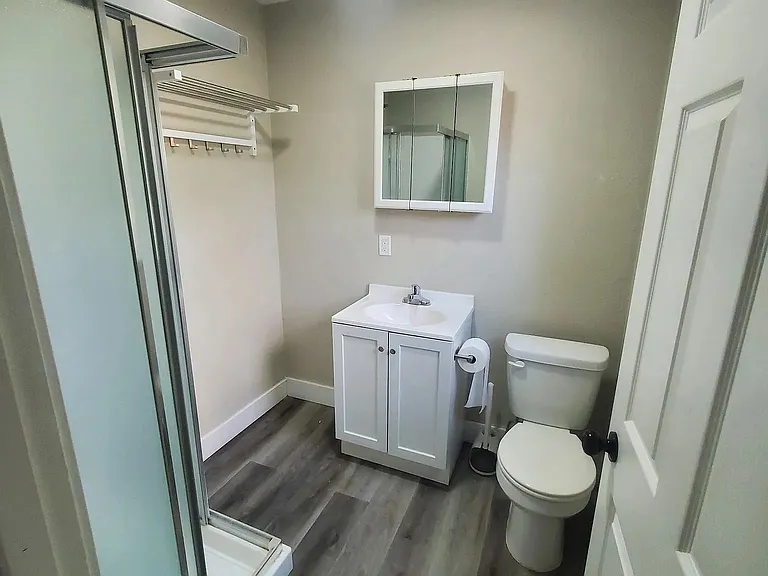 304 S Hydraulic St #1 — Photo 7