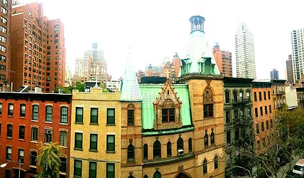 Rented by Manhattan Connection