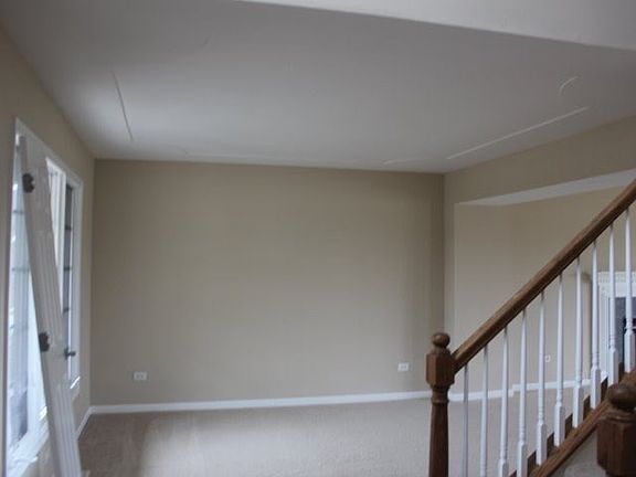 3rd image of 1299 White Tail Dr