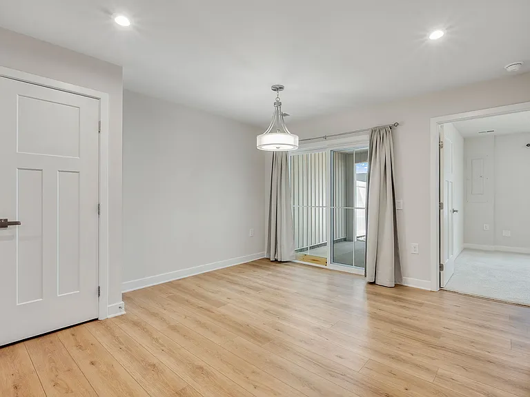 7213 Lyon Taylor Ln — Photo 5