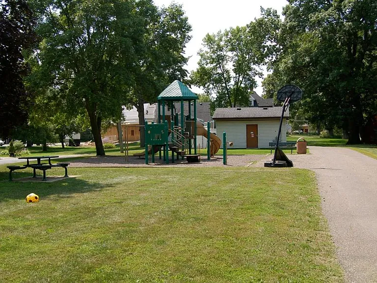 29185 Main St — Photo 3