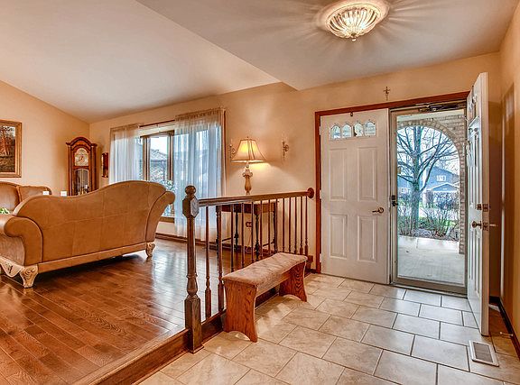5th image of 11450 Winding Creek Ct