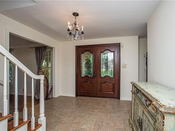 2nd image of 1441 Candlewood Dr