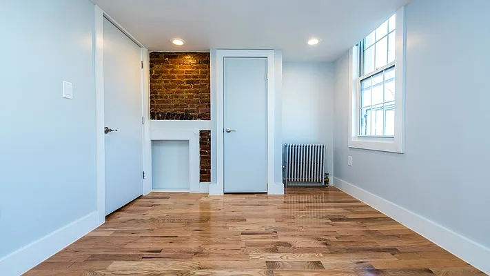 Rented by Nooklyn NYC LLC | media 34