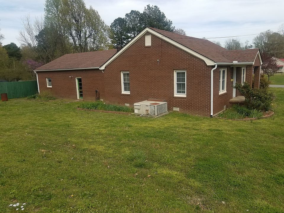 1985 Clay St Piggott, AR, 72454 Apartments for Rent Zillow