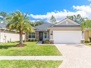 11762 Lake Bend Cir, Jacksonville, FL 32218