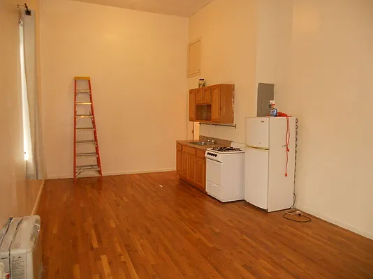 Rented by Greater Realty Management of NY LLC | media 16