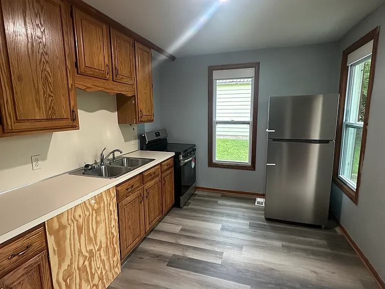 17 Francis Pl NW — Photo 2