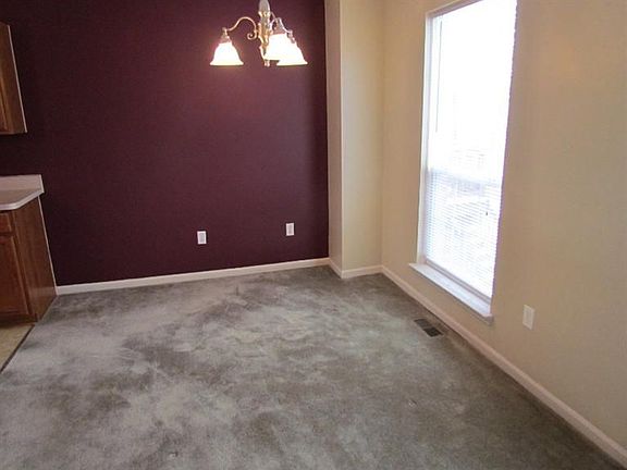 4th image of 13596 Pinewood Ln #52