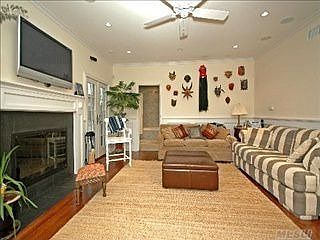 4th image of 40 Suffolk Blvd